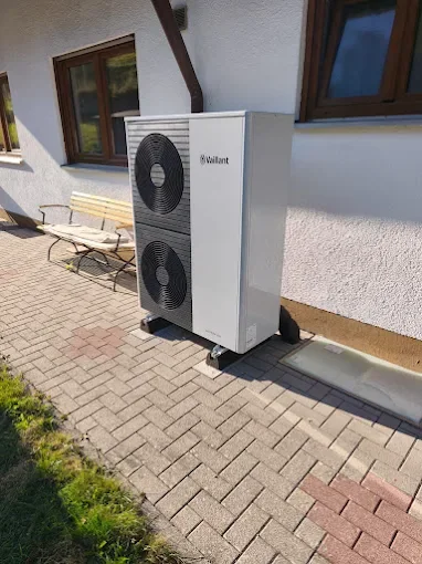 Vaillant-Wärmepumpe, installiert in Homberg (Efze)