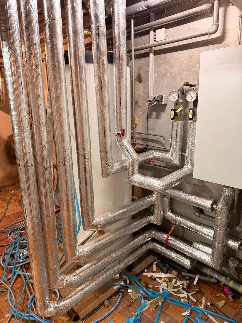 Wärmepumpe Fritzlar — hydraulische Verrohrung