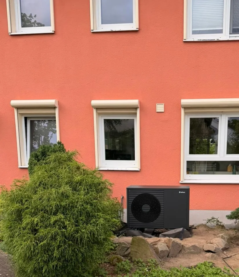 Vaillant aroTHERM plus Fritzlar — Außeneinheit schwarz